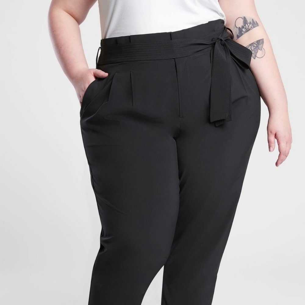 ATHLETA Skyline Pant II Black Paper Bag Waist {GG17}